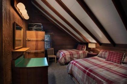 34 Grandmas Cabin - image 5
