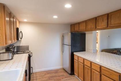 Yosemite Aviary - 5BR/4BA Holiday Home - image 4