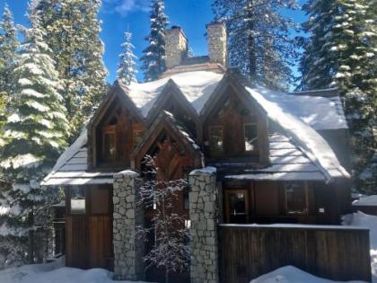 Little Ahwahnee Inn Holiday Home - 2BR/2.5BA - image 4