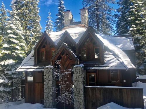 Little Ahwahnee Inn Holiday Home - 2BR/2.5BA - image 4