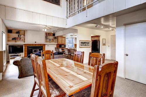 Fiske Cabin - image 4