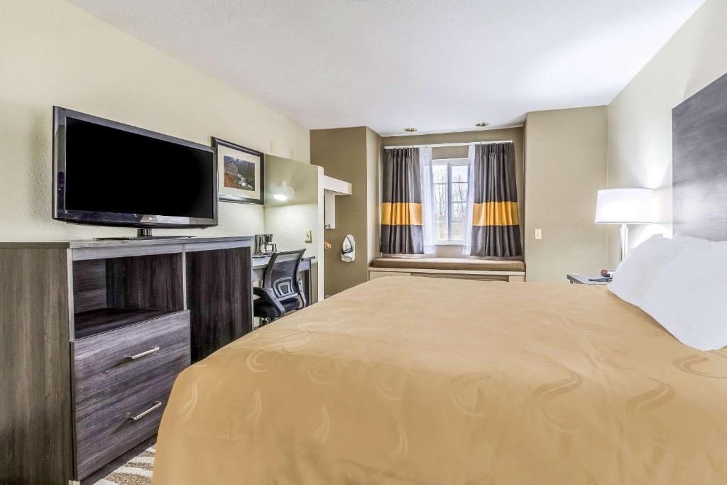 Quality Inn & Suites North Lima - Boardman - image 3