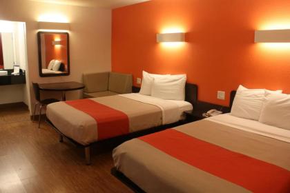 Motel 6-Youngstown OH - image 10