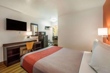 Motel 6-Youngtown AZ - Phoenix - Sun City - image 2