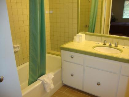Americas Best Value Inn and Suites -Yucca Valley - image 6