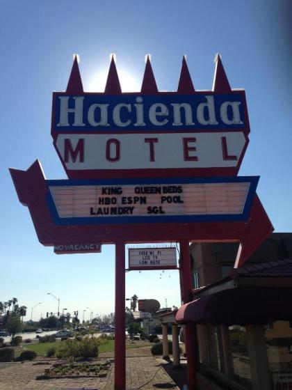 Hacienda Motel - image 1