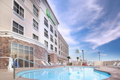 Holiday Inn Yuma an IHG Hotel - image 2