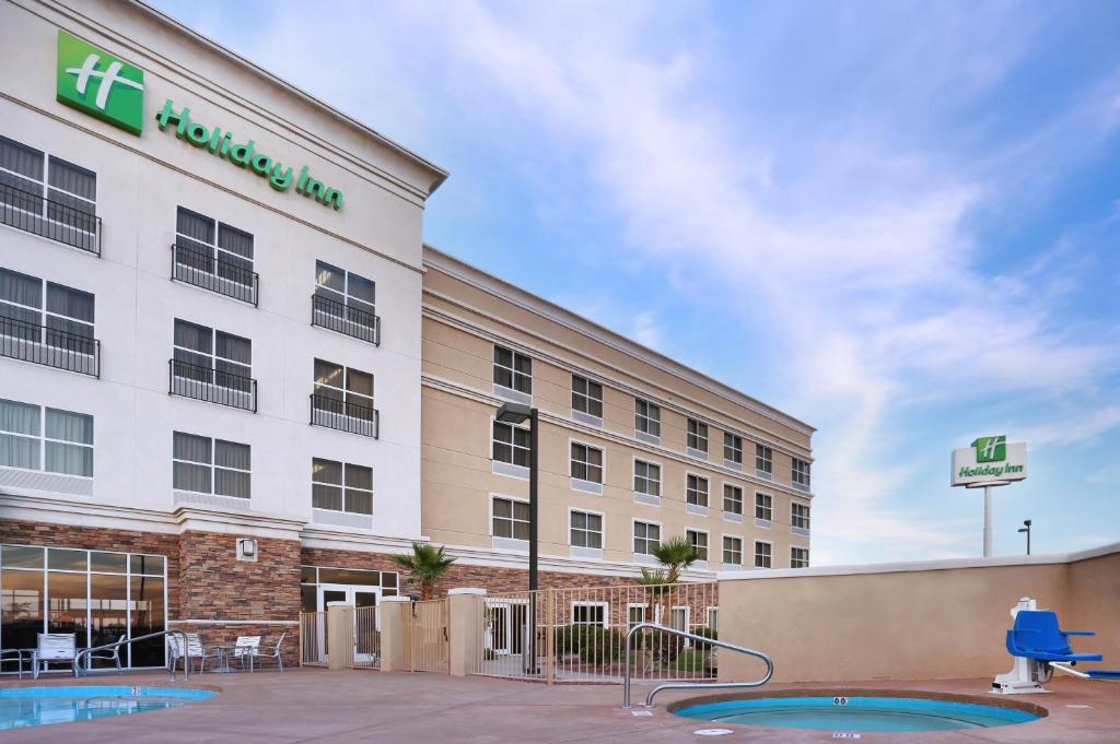 Holiday Inn Yuma an IHG Hotel - image 4