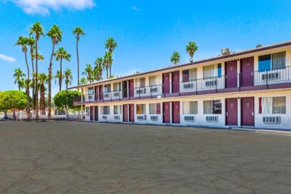Knights Inn and Suites Yuma - image 3
