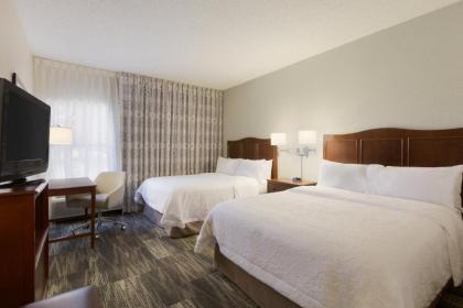 Hampton Inn Zanesville - image 10