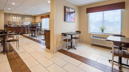 Best Western B R Guest - image 14