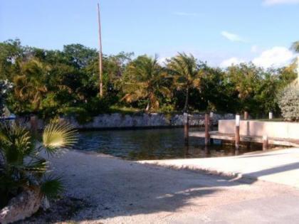 Coconut Cay Resort - image 6