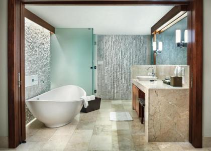 Costa d'Este Beach Resort & Spa - image 15