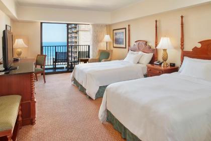 Hilton Hawaiian Village Waikiki Beach Resort - image 20