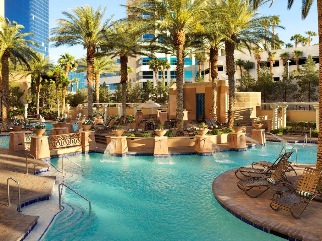 Hilton Grand Vacations Suites on the Las Vegas Strip - image 2