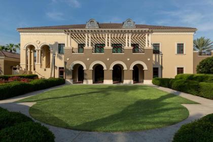 Hilton Grand Vacations at Tuscany Village - image 7
