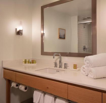 Hilton Daytona Beach Resort - image 3