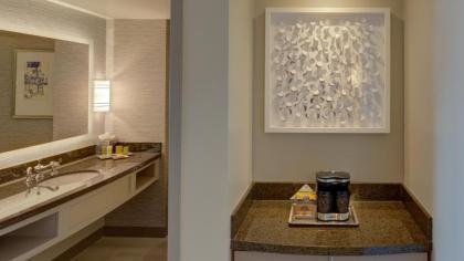 Hilton Virginia Beach Oceanfront - image 10