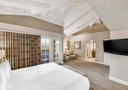 Pointe Hilton Tapatio Cliffs Resort - image 14