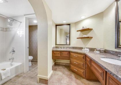 Pointe Hilton Tapatio Cliffs Resort - image 18