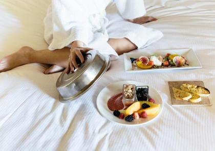 Pointe Hilton Tapatio Cliffs Resort - image 8