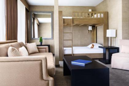 Luxe Sunset Boulevard Hotel - image 20