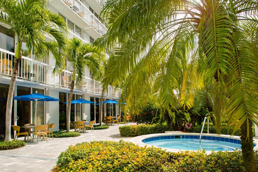 RumFish Beach Resort by TradeWinds - image 4
