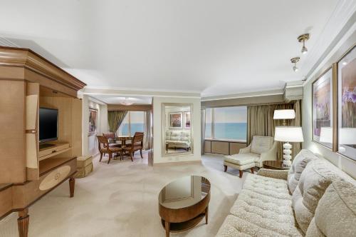 Bally's Atlantic City Hotel & Casino - main image