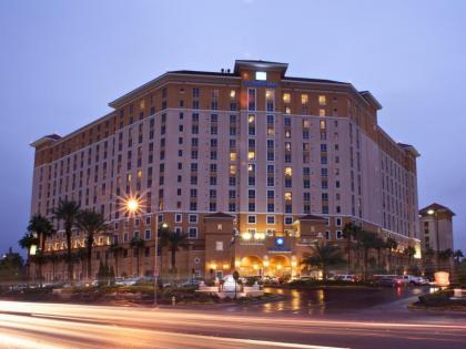 Grand Desert Resort by ResortShare - image 1
