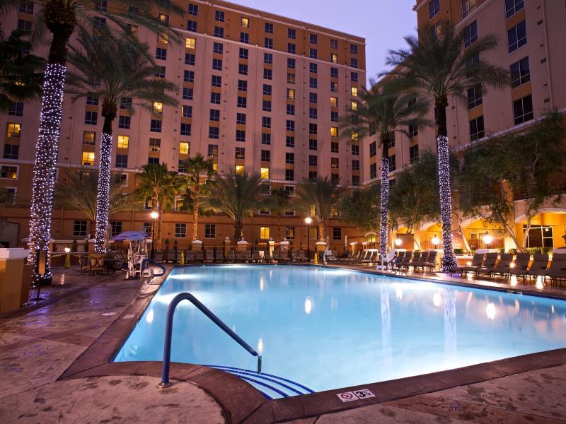 Grand Desert Resort by ResortShare - image 3