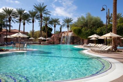 Sheraton Desert Oasis - image 10