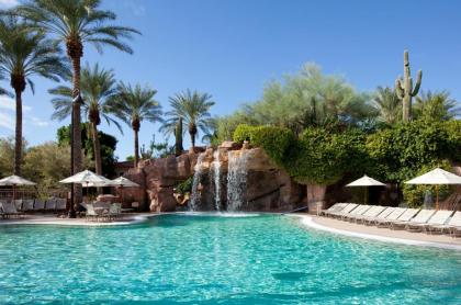 Sheraton Desert Oasis - image 11