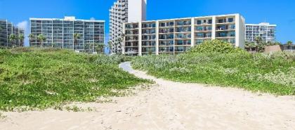 Royale Beach and Tennis Club a VRI resort - image 9