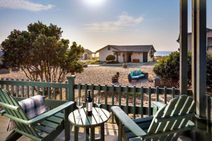 Sanctuary Beach Resort - image 11