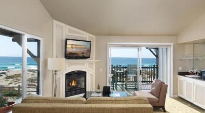 Sanctuary Beach Resort - image 14