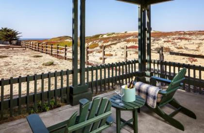 Sanctuary Beach Resort - image 9