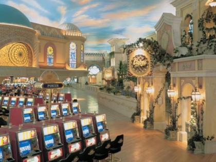 Sunset Station Hotel Casino - image 8