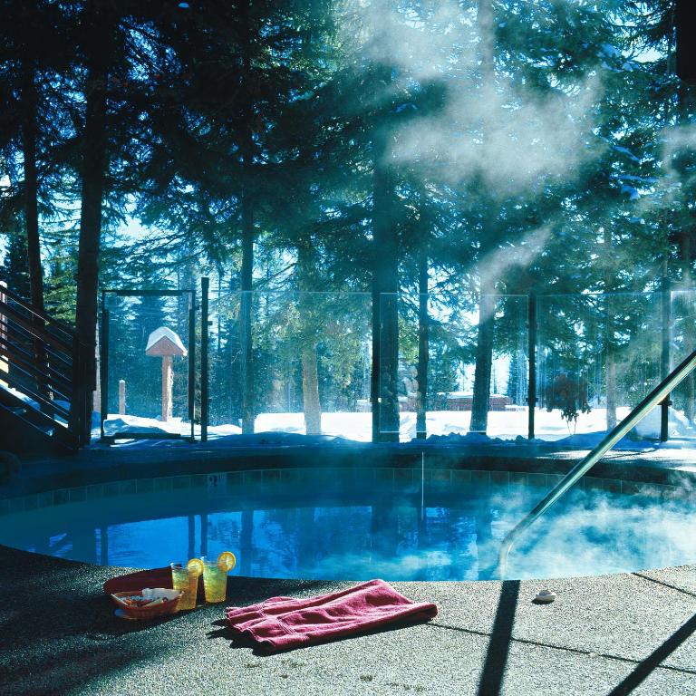 Kandahar Lodge at Whitefish Mountain Resort - image 3