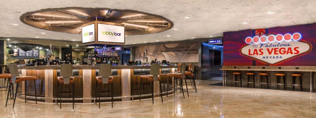 Harrah's Las Vegas Hotel & Casino - image 7