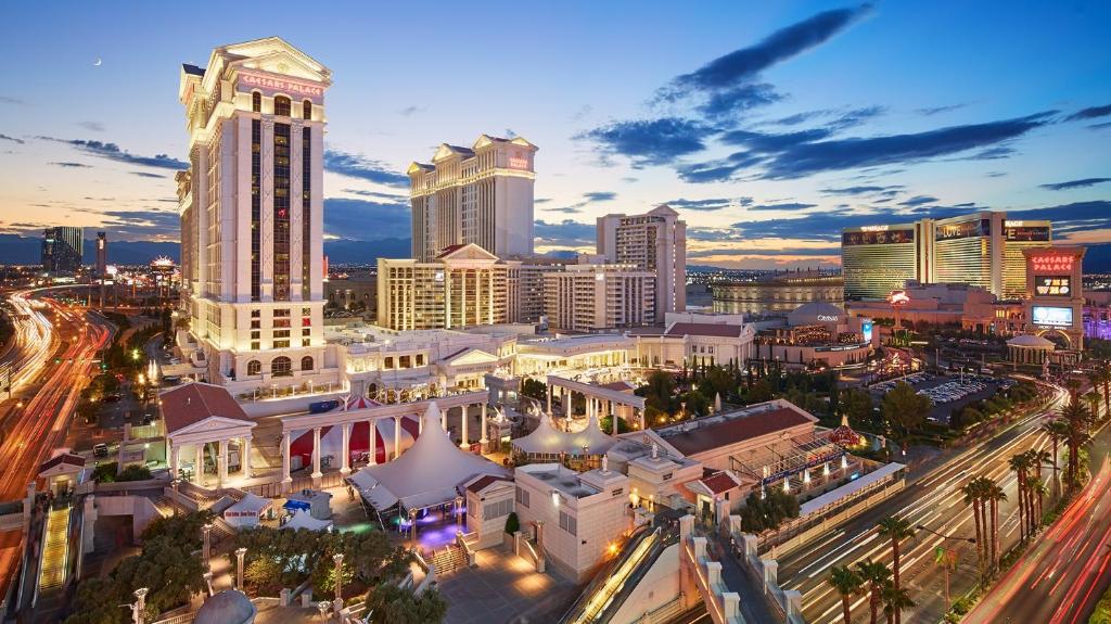 Caesars Palace Hotel & Casino - main image
