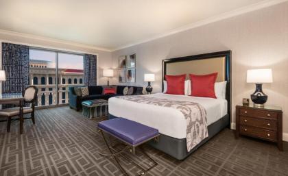Caesars Palace Hotel & Casino - image 18