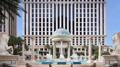 Caesars Palace Hotel & Casino - image 7
