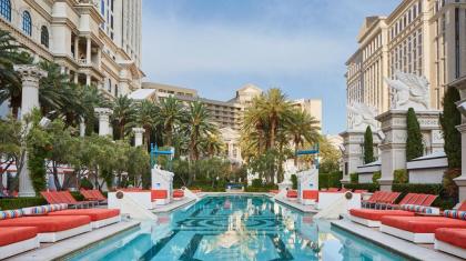 Caesars Palace Hotel & Casino - image 8