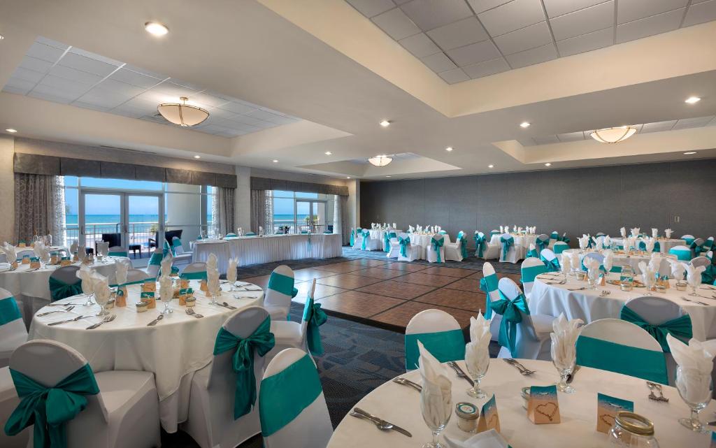 Bay Watch Resort & Conference Center - image 2