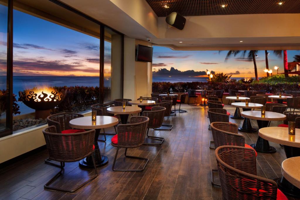 Sheraton Waikiki - image 6