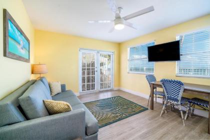 Rainbow Bend Resort - image 1