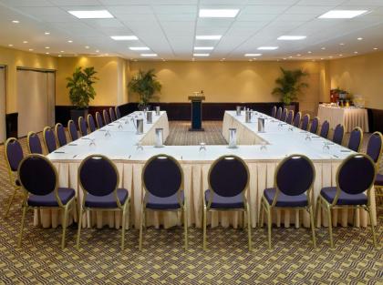Radisson Hotel Miami Beach - image 16