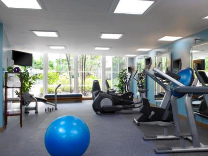 Radisson Hotel Miami Beach - image 4