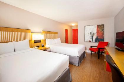 Wyndham Orlando Resort International Drive - image 9