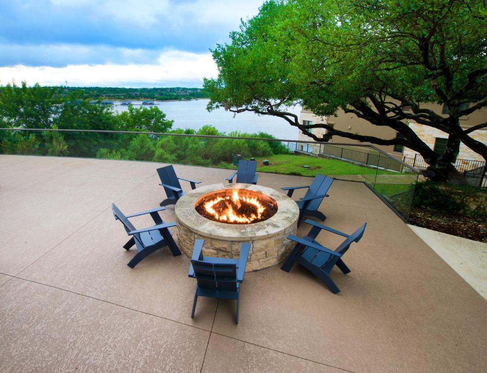 Lakeway Resort and Spa - image 2